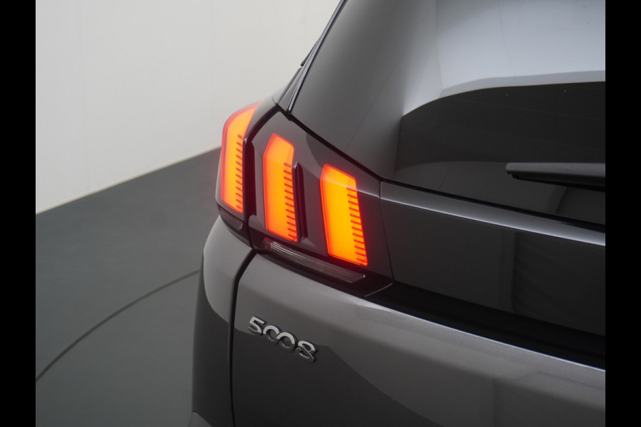 Peugeot 5008 7-Pers. 1.2T 131PK AUT-8 360°Camera Apple Carplay Android Auto Adap.Cruise 19" Elek.AchterklepFocal®-Hifi Audio Panoramaschuif-d 1e Eigenaar Origineel Nederlandse Auto Zeer compleet Origin. NLse auto