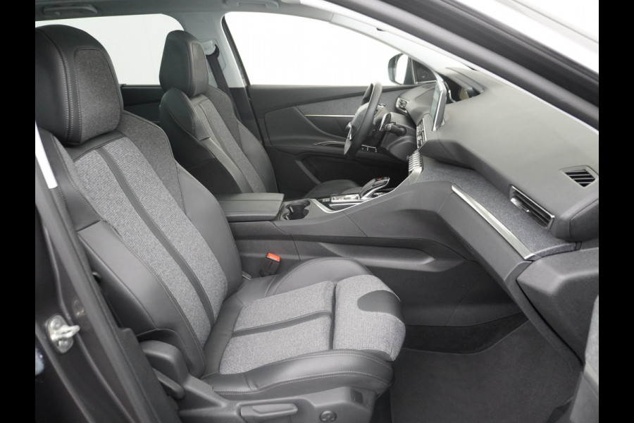 Peugeot 5008 7-Pers. 1.2T 131PK AUT-8 360°Camera Apple Carplay Android Auto Adap.Cruise 19" Elek.AchterklepFocal®-Hifi Audio Panoramaschuif-d 1e Eigenaar Origineel Nederlandse Auto Zeer compleet Origin. NLse auto