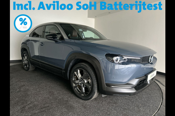 Mazda MX-30 e-SkyActiv 145 First Edition 36 kWh | Achteruitrijcamera | Adaptieve cruise control | Head-up Display | Verwarmde voorstoelen | SoH (batterijcheck) 95,5 % score!