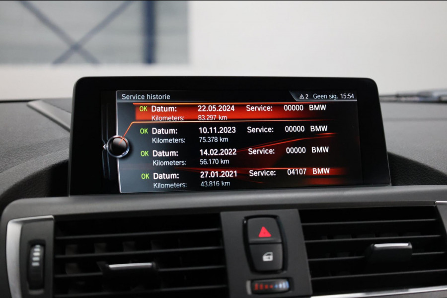 BMW 1-serie M140i xDrive LED/SCHUIFDAK/HARMAN/LEER+S.VERWARMING/19" LMV/CAM/CRUISE/ECC/12 MND GARANTIE!