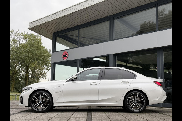 BMW 3-serie 320e Aut. Hybrid M-Sport | 204pk | Panorama | BMW Laser | Leder | Camera |
