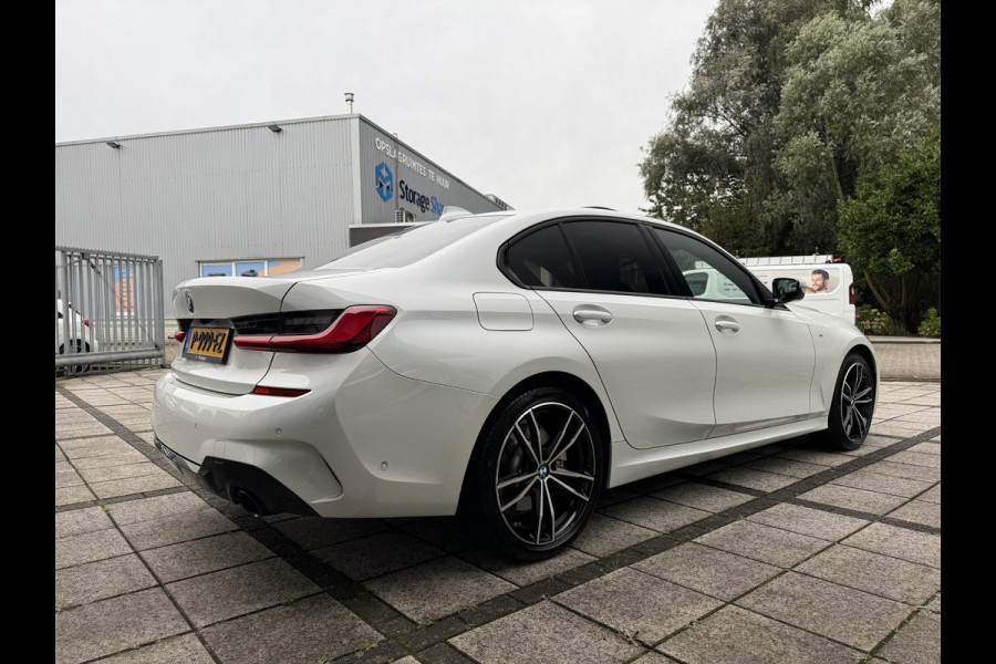 BMW 3-serie 320e Aut. Hybrid M-Sport | 204pk | Panorama | BMW Laser | Leder | Camera |