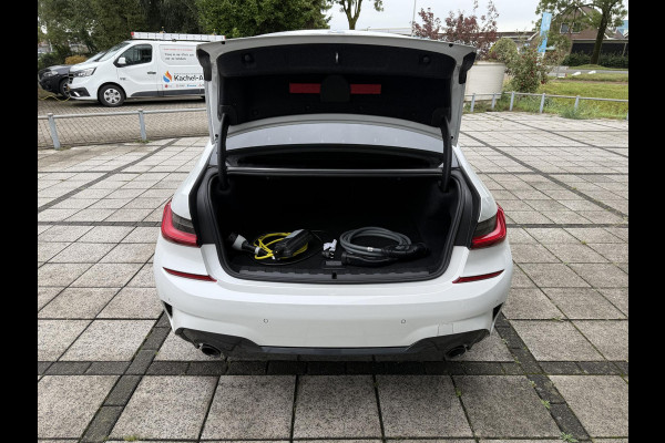 BMW 3-serie 320e Aut. Hybrid M-Sport | 204pk | Panorama | BMW Laser | Leder | Camera |