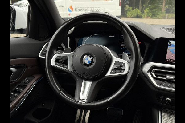BMW 3-serie 320e Aut. Hybrid M-Sport | 204pk | Panorama | BMW Laser | Leder | Camera |