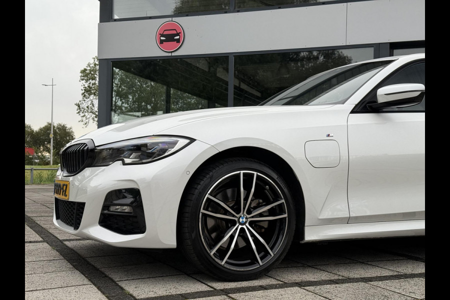 BMW 3-serie 320e Aut. Hybrid M-Sport | 204pk | Panorama | BMW Laser | Leder | Camera |
