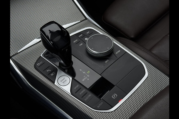 BMW 3-serie 320e Aut. Hybrid M-Sport | 204pk | Panorama | BMW Laser | Leder | Camera |