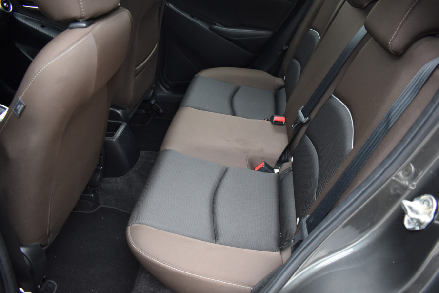 Mazda 2 1.5 Skyactiv-G Comfort Carplay / Cruise control / Airco / LM velgen / Camera