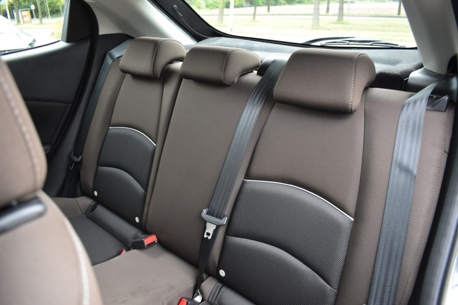 Mazda 2 1.5 Skyactiv-G Comfort Carplay / Cruise control / Airco / LM velgen / Camera