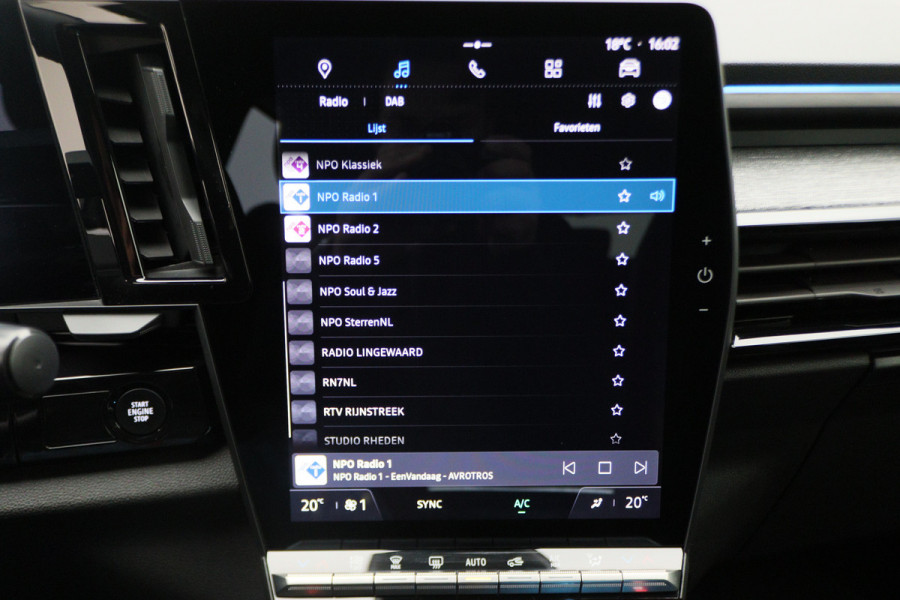 Renault Austral 1.2 E-Tech full hybrid 200 techno Automaat LED, Camera, Apple Carplay, Dodehoeksensor, Sfeerverlichting, Keyless, 19"