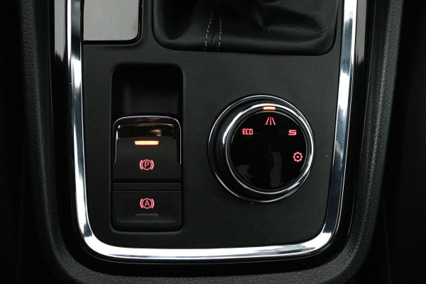 Seat Ateca 1.5 TSI FR Business Intense (PANORAMADAK, DIGITALE COCKPIT, ACHTERUITRIJCAMERA, STOELVERWARMING, BEATS AUDIO)