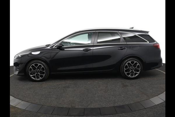 Kia Ceed Sportswagon 1.5 T-GDi GT-Line Apple Carplay/Android Auto - Cruise Control - Dodehoekdetectie - Climate Control - Panorama Dak - Navigatie - Stoel/Stuur Verwarming - Fabrieksgarantie tot 07-2031