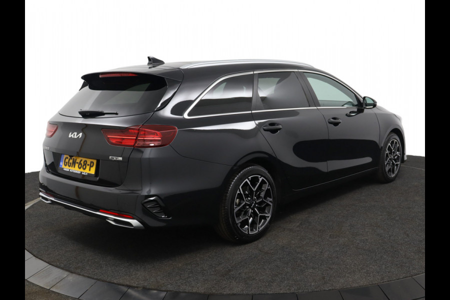 Kia Ceed Sportswagon 1.5 T-GDi GT-Line Apple Carplay/Android Auto - Cruise Control - Dodehoekdetectie - Climate Control - Panorama Dak - Navigatie - Stoel/Stuur Verwarming - Fabrieksgarantie tot 07-2031