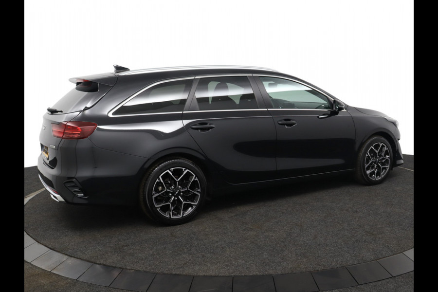 Kia Ceed Sportswagon 1.5 T-GDi GT-Line Apple Carplay/Android Auto - Cruise Control - Dodehoekdetectie - Climate Control - Panorama Dak - Navigatie - Stoel/Stuur Verwarming - Fabrieksgarantie tot 07-2031