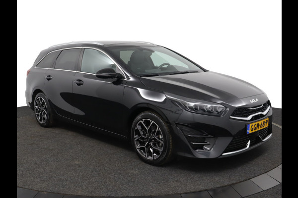 Kia Ceed Sportswagon 1.5 T-GDi GT-Line Apple Carplay/Android Auto - Cruise Control - Dodehoekdetectie - Climate Control - Panorama Dak - Navigatie - Stoel/Stuur Verwarming - Fabrieksgarantie tot 07-2031