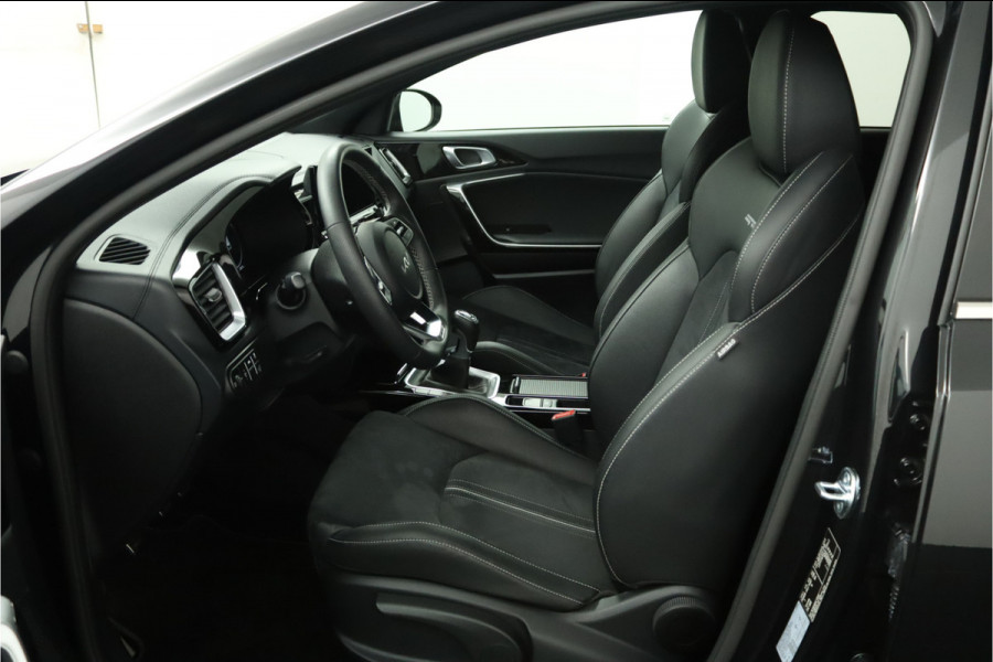 Kia Ceed Sportswagon 1.5 T-GDi GT-Line Apple Carplay/Android Auto - Cruise Control - Dodehoekdetectie - Climate Control - Panorama Dak - Navigatie - Stoel/Stuur Verwarming - Fabrieksgarantie tot 07-2031
