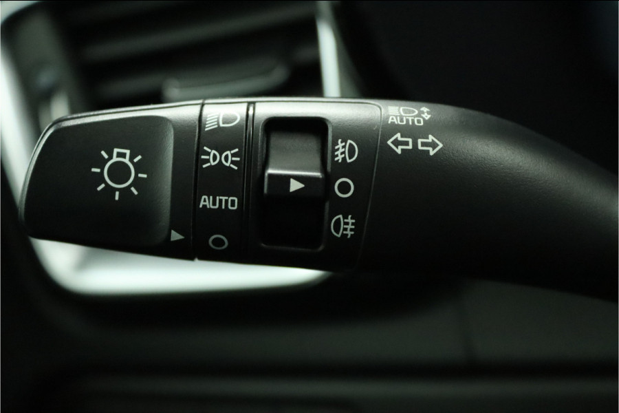 Kia Ceed Sportswagon 1.5 T-GDi GT-Line Apple Carplay/Android Auto - Cruise Control - Dodehoekdetectie - Climate Control - Panorama Dak - Navigatie - Stoel/Stuur Verwarming - Fabrieksgarantie tot 07-2031