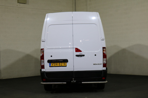Renault Master T35 2.3 dCi 135 L2 H2 Work Edition
