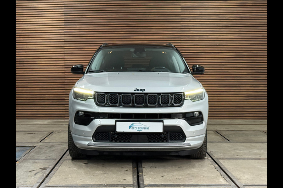 Jeep Compass 4xe 240 Plug-in Hybrid Electric S | Pano | Leder | 19' inch | Adaptive Cruise | Carplay