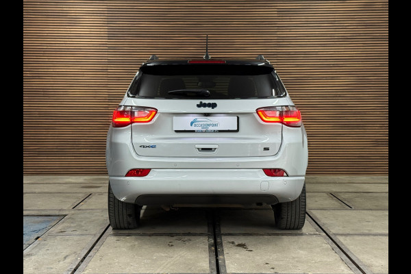 Jeep Compass 4xe 240 Plug-in Hybrid Electric S | Pano | Leder | 19' inch | Adaptive Cruise | Carplay