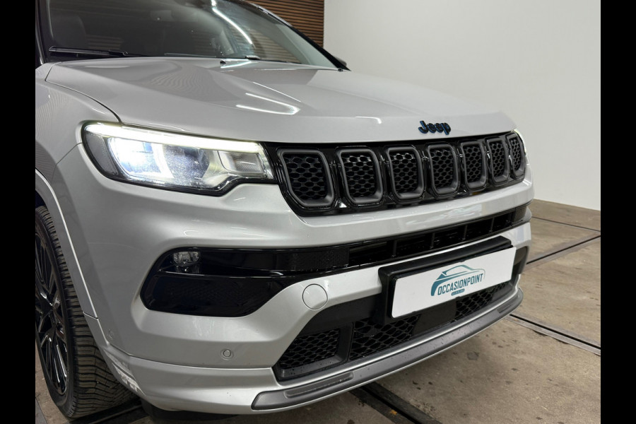 Jeep Compass 4xe 240 Plug-in Hybrid Electric S | Pano | Leder | 19' inch | Adaptive Cruise | Carplay