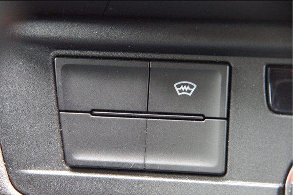Volkswagen Transporter 2.0 TDI L2 150PK AUT. CAMERA, TREKHAAK, NAVI, CRUISE, AIRCO, PARKEERSENSOREN, APPLE CARPLAY, NL AUTO, NAP