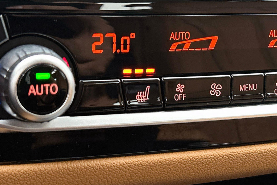 BMW 5 Serie 520d High Executive(NL-auto, Dealer OnderH, Comfort Zetels, Stuur/stoel Verwarming, 360 camera, active Cruise, Etc)