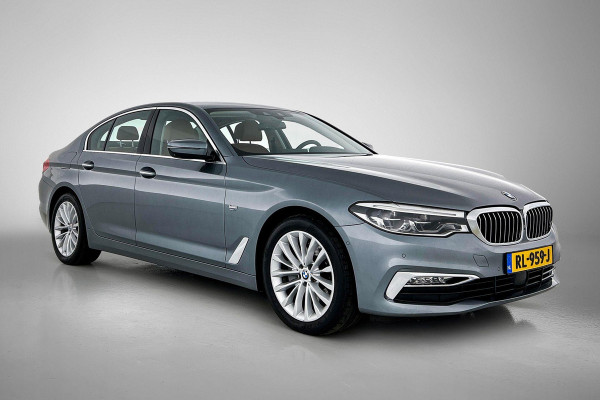 BMW 5 Serie 520d High Executive(NL-auto, Dealer OnderH, Comfort Zetels, Stuur/stoel Verwarming, 360 camera, active Cruise, Etc)