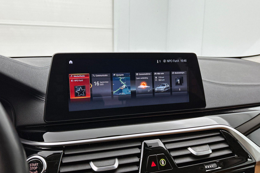 BMW 5 Serie 520d High Executive(NL-auto, Dealer OnderH, Comfort Zetels, Stuur/stoel Verwarming, 360 camera, active Cruise, Etc)