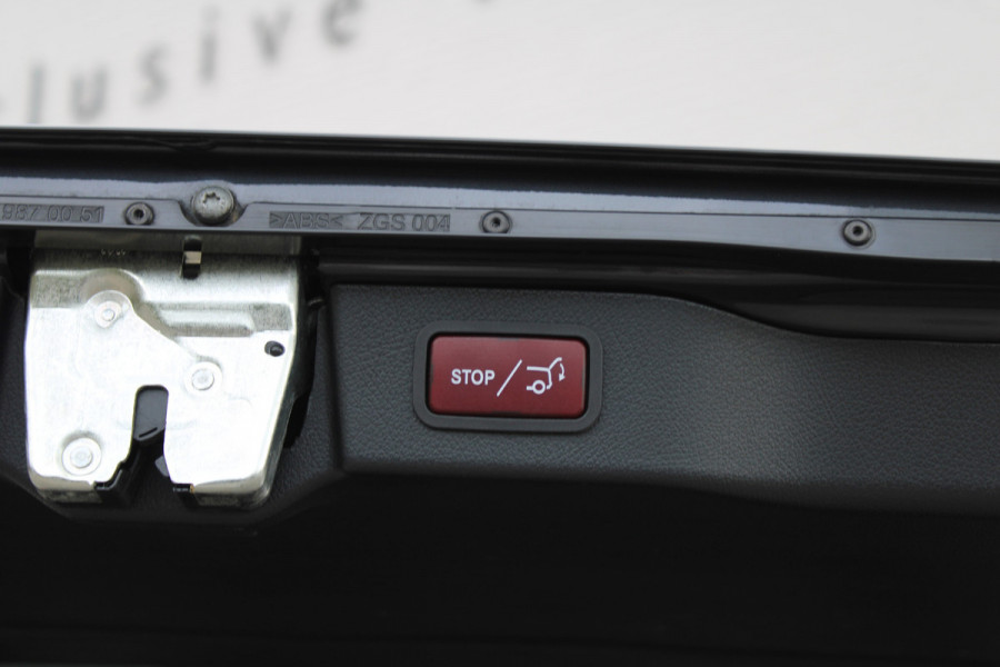 Mercedes-Benz V-Klasse 300d / Lang / DC / AMG / Burmester / Electr Stoelen / 360 Camera / Vol Opties / NIEUWSTAAT