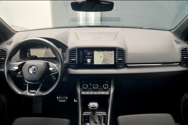 Škoda Karoq 1.5 TSI ACT Sportline Business Automaat | Pano | ACC | Trekhaak