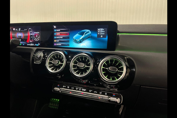 Mercedes-Benz A-Klasse 250 e AMG | PANO | HUD | 360 CAMERA | MEMORY | MULTIBEAM