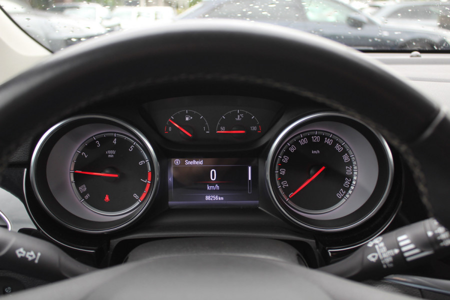 Opel Astra 1.0 Business Executive / Camera / Navigatie / Keyless / 16'' / Half leder / DAB / Dodehoek / Cruise Control