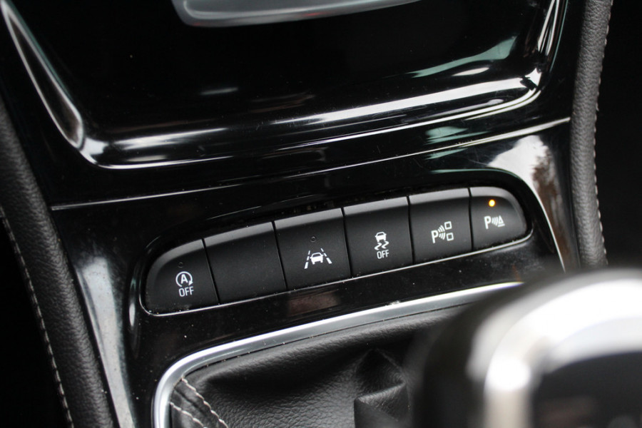Opel Astra 1.0 Business Executive / Camera / Navigatie / Keyless / 16'' / Half leder / DAB / Dodehoek / Cruise Control
