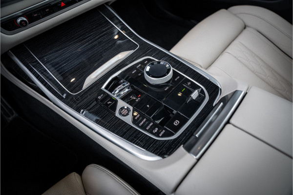 BMW X7 xDrive40i 7p. M-Sport Pro l BTW l Panorama l SoftClose l Stoelk.