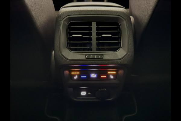 Volkswagen Tiguan 1.4 TSI eHybrid R-Line Black Style Pano HUD 360º Carplay