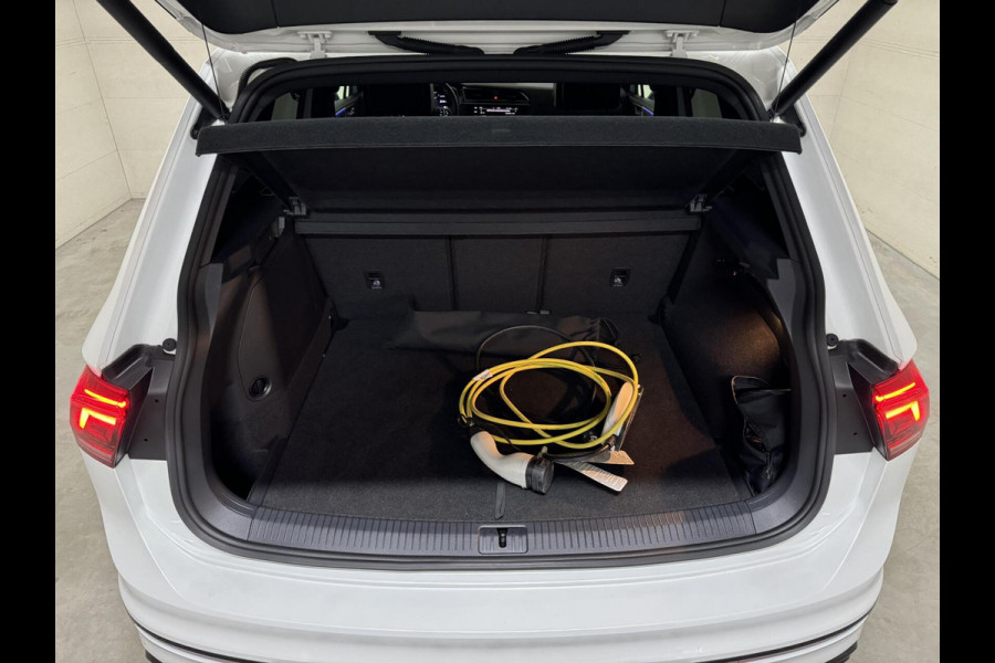 Volkswagen Tiguan 1.4 TSI eHybrid R-Line Black Style Pano HUD 360º Carplay