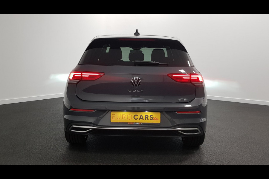 Volkswagen Golf 1.5 eTSI 150pk DSG Style | Navigatie | Climate Control | Camera | Parkeer sensoren | 18" LMV| Led | Keyless entry | Stoelverwarming Volkswagen Golf 1.5 eTSI 150pk DSG Style | Navigatie | Climate Control | Camera | Parkeer sensoren | 18" LMV| Led | Keyless entry | Stoelverwarming