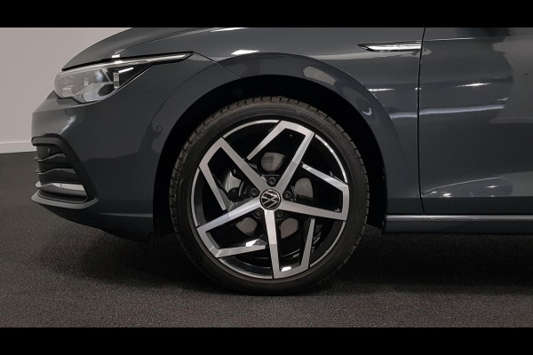 Volkswagen Golf 1.5 eTSI 150pk DSG Style | Navigatie | Climate Control | Camera | Parkeer sensoren | 18" LMV| Led | Keyless entry | Stoelverwarming Volkswagen Golf 1.5 eTSI 150pk DSG Style | Navigatie | Climate Control | Camera | Parkeer sensoren | 18" LMV| Led | Keyless entry | Stoelverwarming