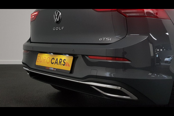 Volkswagen Golf 1.5 eTSI 150pk DSG Style | Navigatie | Climate Control | Camera | Parkeer sensoren | 18" LMV| Led | Keyless entry | Stoelverwarming Volkswagen Golf 1.5 eTSI 150pk DSG Style | Navigatie | Climate Control | Camera | Parkeer sensoren | 18" LMV| Led | Keyless entry | Stoelverwarming
