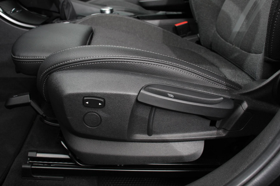 BMW X2 xDrive25e M-Sport X-Drive Navigatie Climate Control Cruise Control Elektrische Achterklep Elektrische Achterklep DAB LED