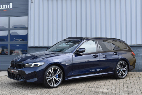 BMW 3 Serie Touring 330e xDrive 292 Pk Individual Pano Tartufo Leder H/K Memory Camera ACC 19 Inch BMW 3 Serie Touring 330e xDrive 292 Pk Individual Pano Tartufo Leder H/K Memory Camera ACC 19 Inch