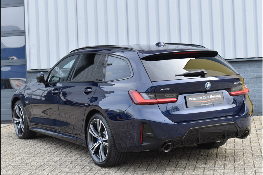 BMW 3 Serie Touring 330e xDrive 292 Pk Individual Pano Tartufo Leder H/K Memory Camera ACC 19 Inch BMW 3 Serie Touring 330e xDrive 292 Pk Individual Pano Tartufo Leder H/K Memory Camera ACC 19 Inch