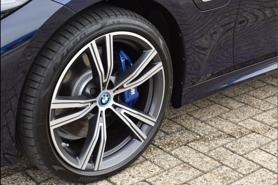 BMW 3 Serie Touring 330e xDrive 292 Pk Individual Pano Tartufo Leder H/K Memory Camera ACC 19 Inch BMW 3 Serie Touring 330e xDrive 292 Pk Individual Pano Tartufo Leder H/K Memory Camera ACC 19 Inch