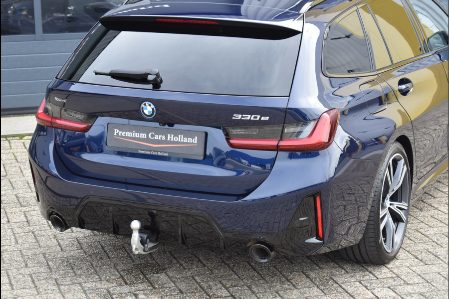 BMW 3 Serie Touring 330e xDrive 292 Pk Individual Pano Tartufo Leder H/K Memory Camera ACC 19 Inch BMW 3 Serie Touring 330e xDrive 292 Pk Individual Pano Tartufo Leder H/K Memory Camera ACC 19 Inch