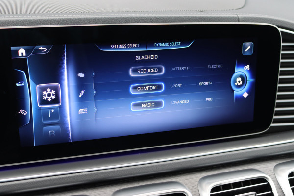Mercedes-Benz GLE AMG 53 Hybrid Premium 4MATIC+ | Luchtvering | Distronic | Memory | Massage | Trekhaak | MBUX Tablet | Stoelventilatie | Verwarmd Stuurwiel | HUD | Burmester | Keyless Go |