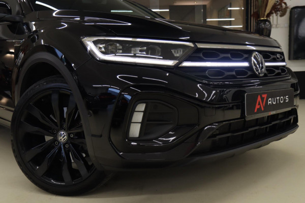 Volkswagen T-Roc 1.5 TSI BLACK STYLE 3X R-LINE PANO/IQ/CARPLAY/DODEHOEK/VOL