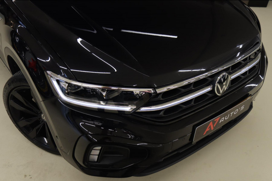 Volkswagen T-Roc 1.5 TSI BLACK STYLE 3X R-LINE PANO/IQ/CARPLAY/DODEHOEK/VOL