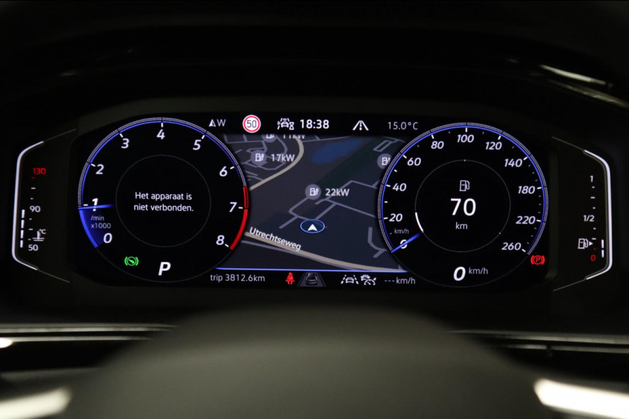 Volkswagen T-Roc 1.5 TSI BLACK STYLE 3X R-LINE PANO/IQ/CARPLAY/DODEHOEK/VOL