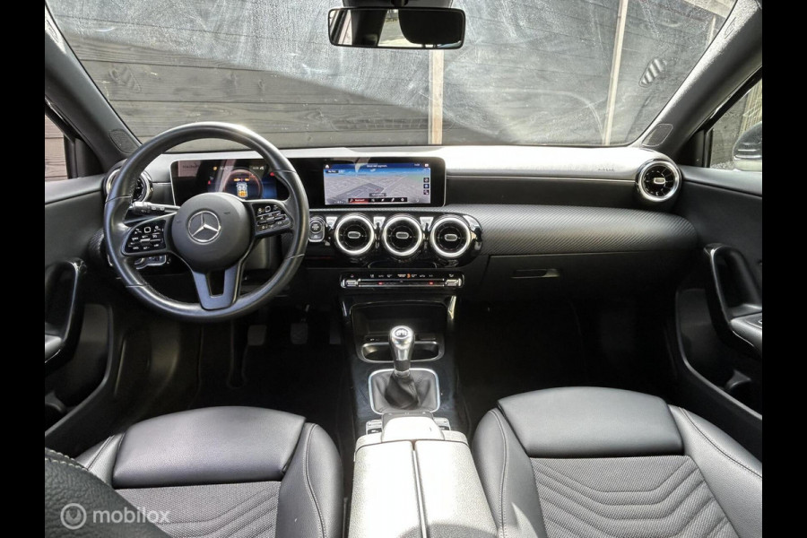 Mercedes-Benz A-Klasse 180 Business Line Half leder sportstoel / fm nav / clima / Camera