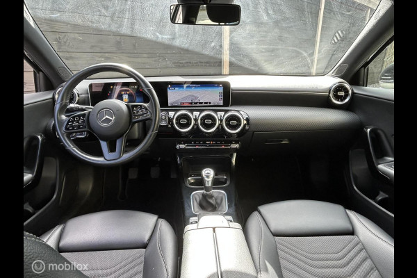 Mercedes-Benz A-Klasse 180 Business Line Half leder sportstoel / fm nav / clima / Camera